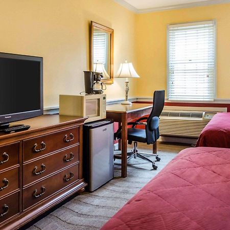 Clarion Inn Strasburg - Lancaster Extérieur photo