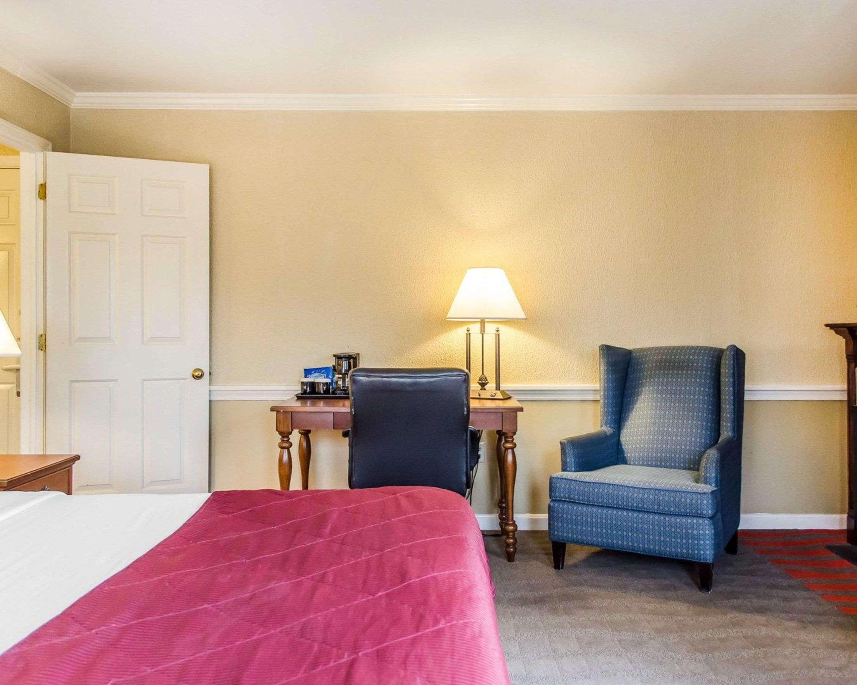 Clarion Inn Strasburg - Lancaster Extérieur photo