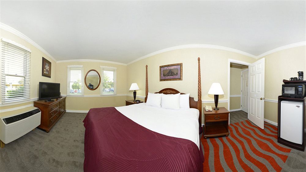 Clarion Inn Strasburg - Lancaster Extérieur photo